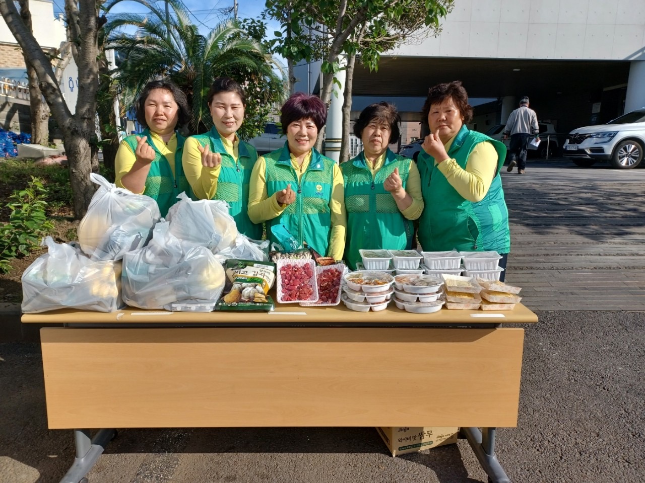 삼양동새마을부녀회, 사랑의 도시락 및 밑반찬 배달 봉사 첨부이미지