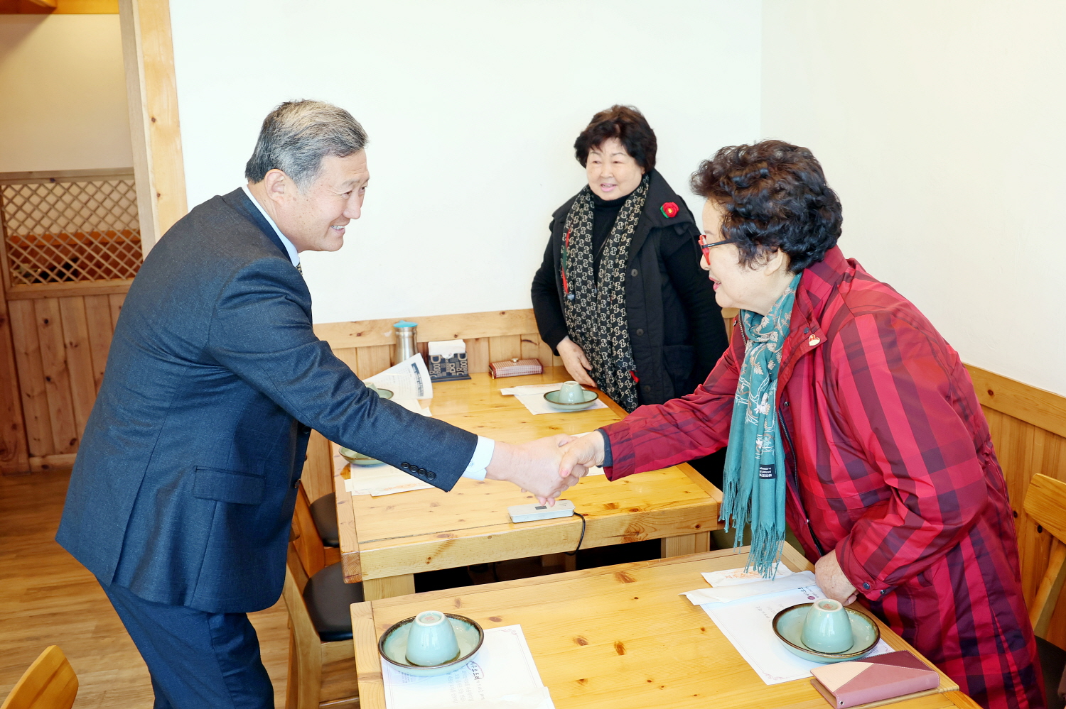 세계여성의 날 기념 역대 김만덕상 수상자와 간담회 첨부이미지