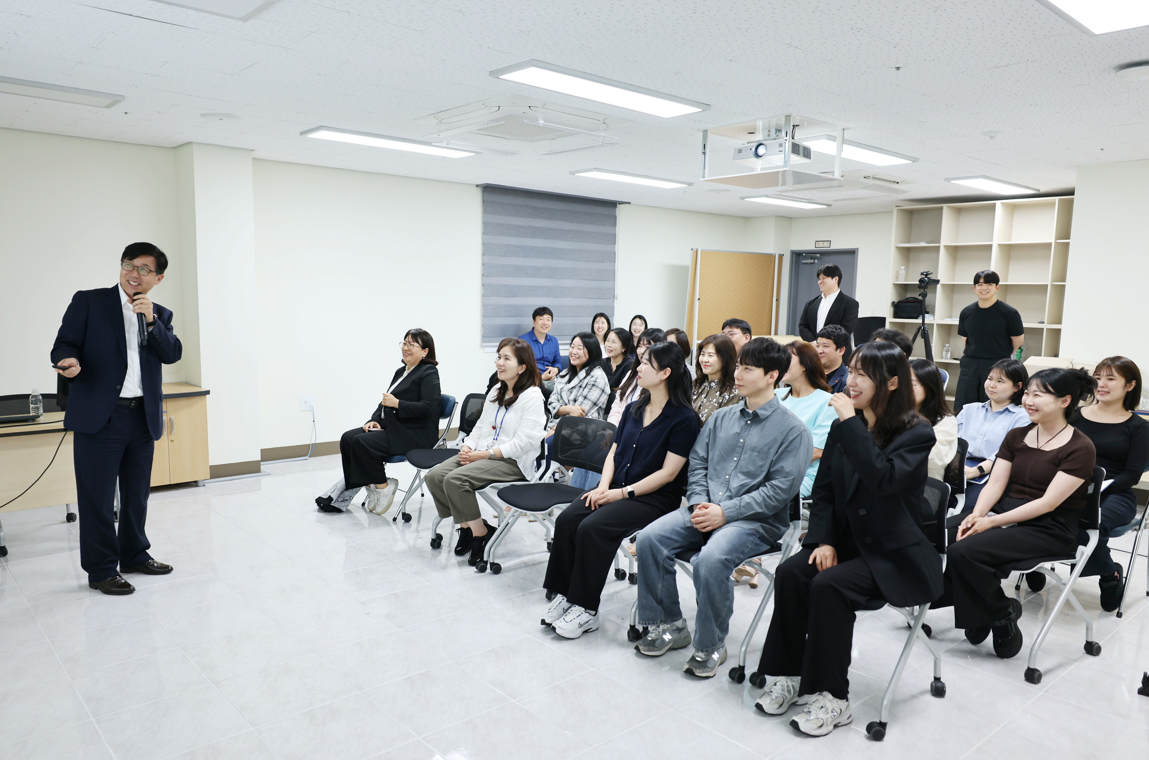 현원돈 부시장,‘C-Time 클래스’공직자들과 유쾌한 소통 (3).JPG