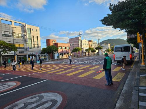 (삼양동)새마을지도자삼양동협의회, 거리질서 캠페인 실시.jpg