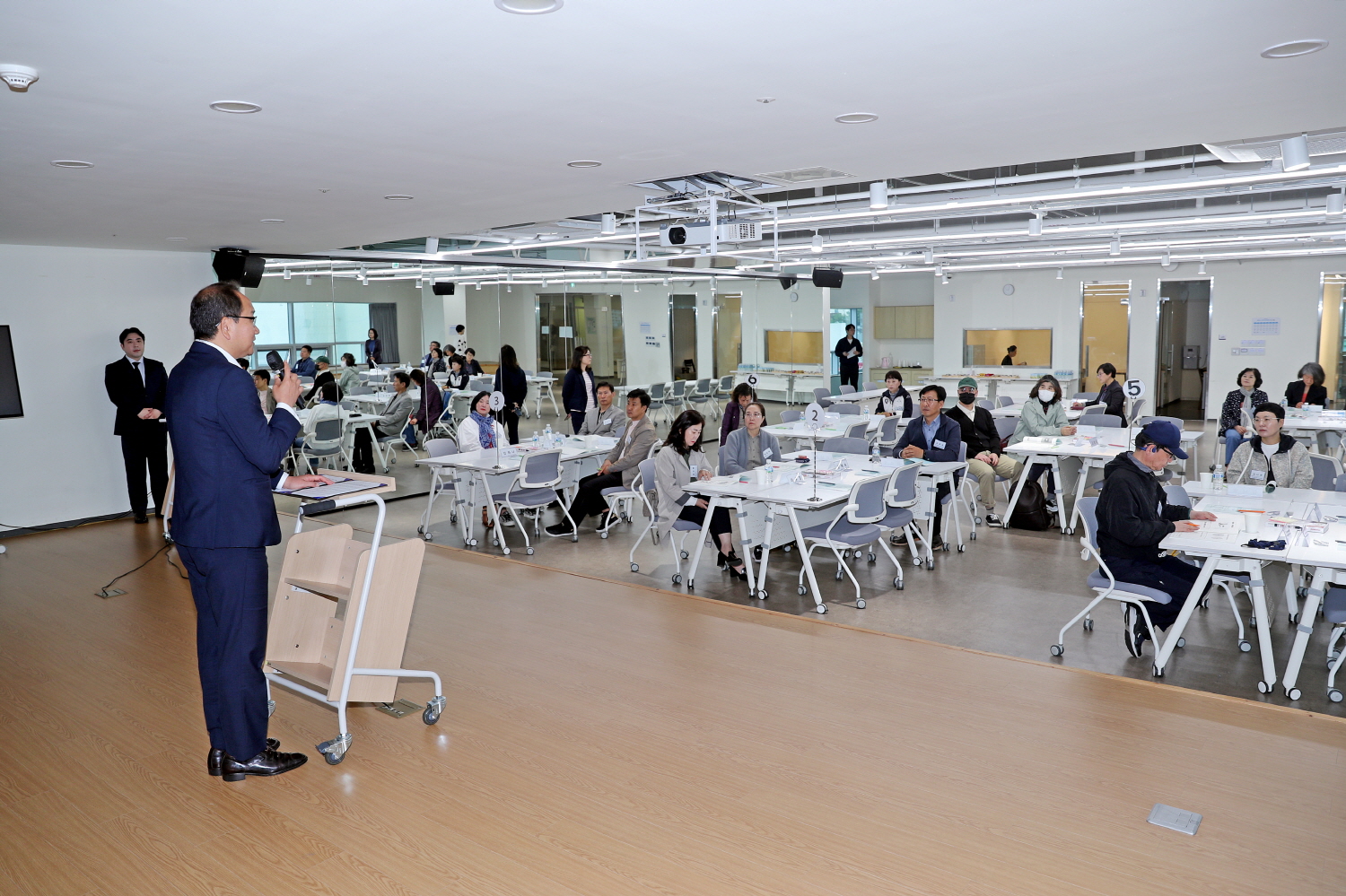 _강병삼제주시장 제2기 제주시주민자치대학 입학식 참석 (4).JPG