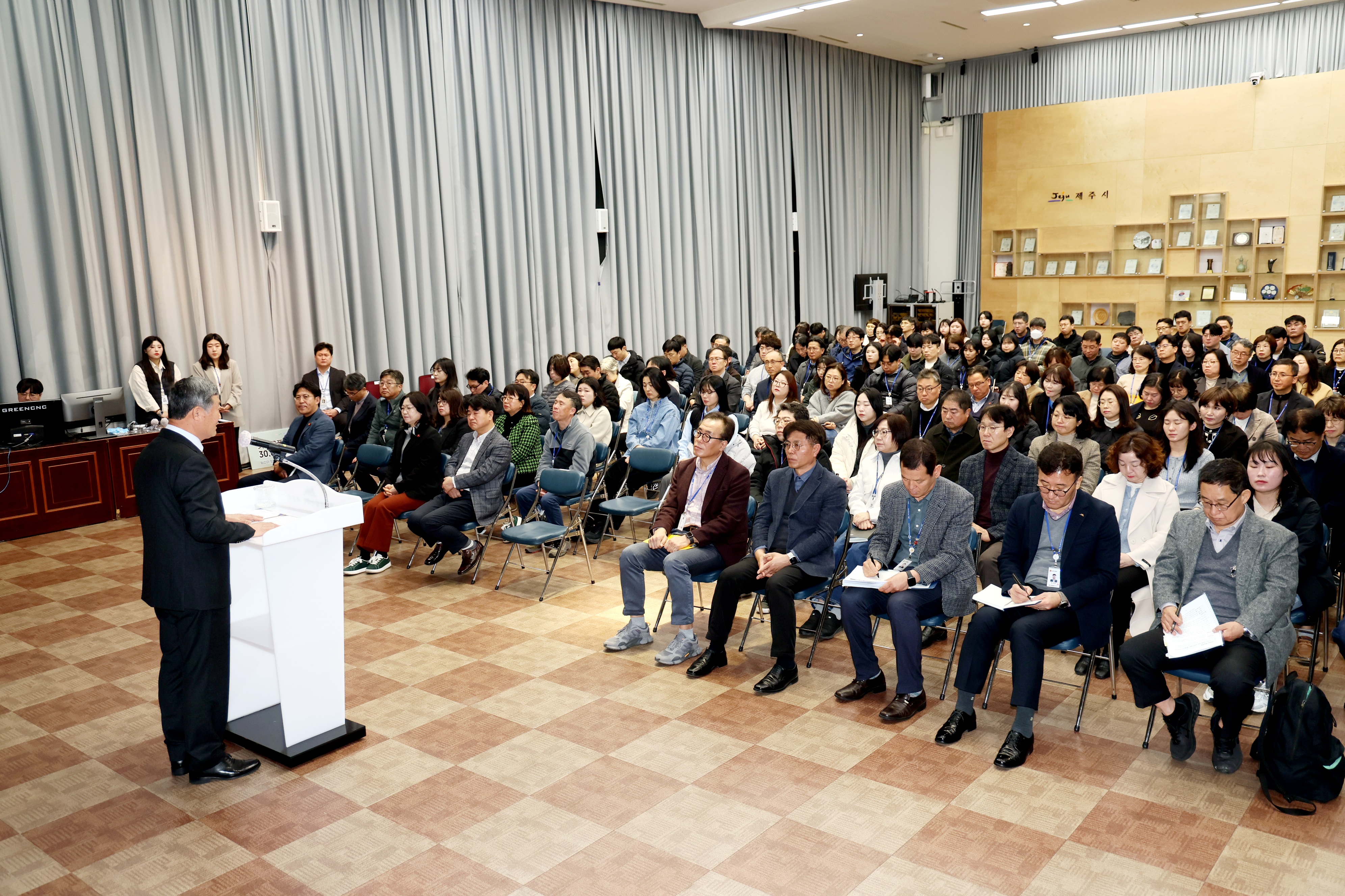 제주시, 2월 정례 직원조회 개최 (3).jpg