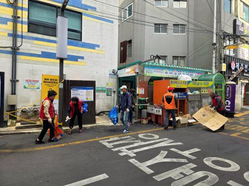 (일도1동)일도1동통장협의회, 클린하우스 주변 환경정비.jpg