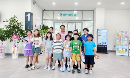 07.02_(이호동) 이호동장, 도리초등학교 학생들과 만남의 시간 가져.jpeg